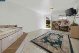 2209 35Th Ave - Photo 21
