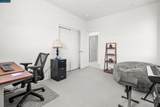 2214 Daimler St - Photo 16