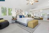 3430 Sanford St - Photo 36