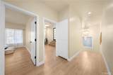 1081 Loma Avenue - Photo 18
