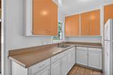 629 Leeside Street - Photo 9
