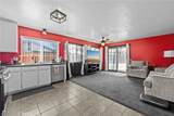 618 Spruce - Photo 16