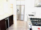 1122 Gayley - Photo 7
