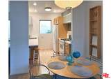 1145 Larrabee Street - Photo 7