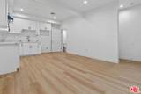 11444 Oxnard Street - Photo 3