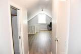 166 Cambridge - Photo 14