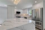 1554 Bundy - Photo 8