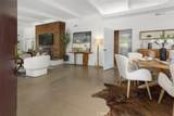 444 Oneida Drive - Photo 3