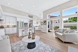 21285 Amora - Photo 11