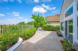21285 Amora - Photo 33