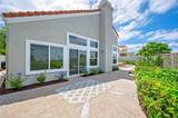 21285 Amora - Photo 35