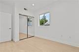 326 Leslie Way - Photo 4