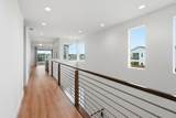 17439 Harbor View Avenue - Photo 9