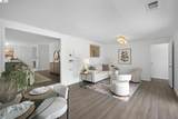 2744 Kennedy St - Photo 17