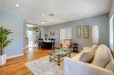 17513 Tiara Street - Photo 7
