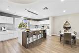 745 Beacon - Photo 19