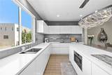 745 Beacon - Photo 23