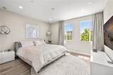 745 Beacon - Photo 32