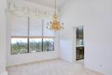 48 Whitecap - Photo 12