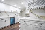 212 Las Brisas Circle - Photo 11