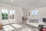 313 Reeves Drive - Photo 6