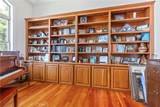 2045 Vista De La Vina - Photo 14