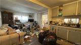 27 Jupiter St - Photo 10