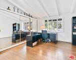 4363 Hayvenhurst Ave - Photo 40