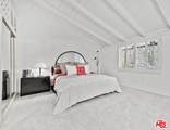 4363 Hayvenhurst Ave - Photo 45