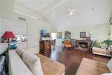 15732 B - Photo 18