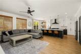7565 Crown Pkwy - Photo 11