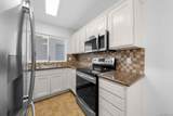 1030 Robinson Ave - Photo 3
