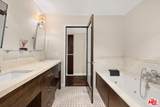 1129 Larrabee Street - Photo 17