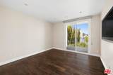 1129 Larrabee Street - Photo 20
