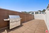 1129 Larrabee Street - Photo 32