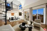 1129 Larrabee Street - Photo 35
