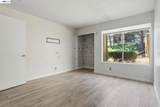 355 Parkview Terrace - Photo 15