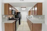 577 Houston - Photo 4