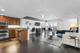 875 G St - Photo 2
