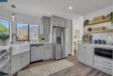 413 Dohrmann Ln - Photo 9
