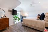 444 Roxbury Drive - Photo 15