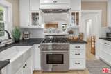 204 Broadway - Photo 8
