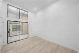 421 Van Ness - Photo 15