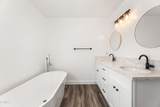 7637 Radford Avenue - Photo 18