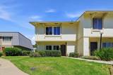 1879 Queen Elizabeth Way - Photo 5