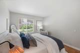300 Glenwood Circle - Photo 11
