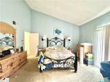 1070 Walnut Grove - Photo 15