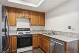 1501 Canterbury - Photo 11