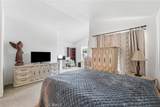 1501 Canterbury - Photo 15