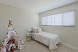 464 Woodlawn - Photo 15